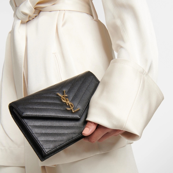 Saint Laurent Grain De Poudre Matelasse Chevron Monogram Flap Wallet - Black - Picture 14 of 15